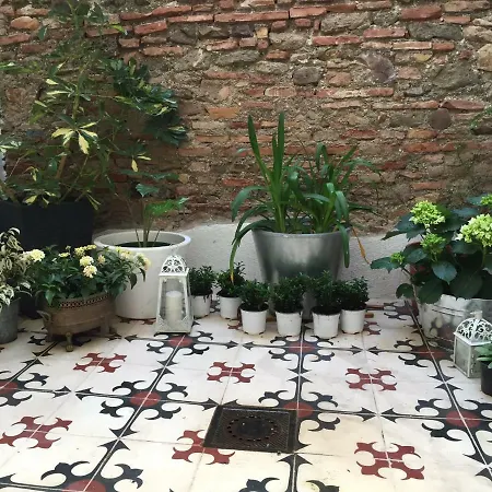 Calle Madre De Dios 34 * Málaga